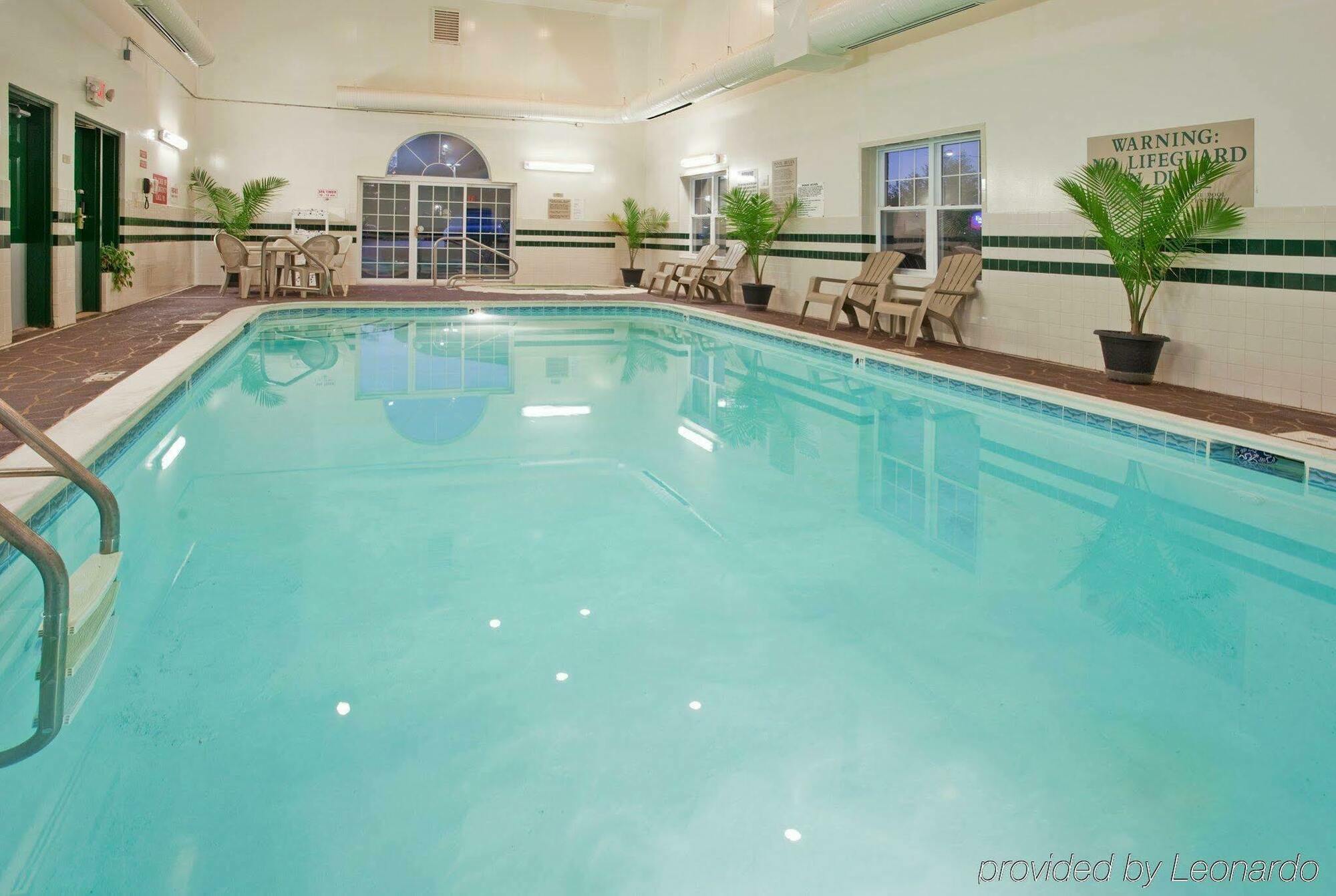 Country Inn & Suites By Radisson, Louisville East, Ky Servizi foto